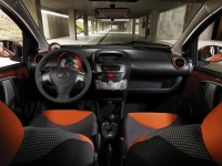 Toyota Aygo Hatchback (1 generation) 1.0 MMT foto, Toyota Aygo Hatchback (1 generation) 1.0 MMT fotos, Toyota Aygo Hatchback (1 generation) 1.0 MMT Bilder, Toyota Aygo Hatchback (1 generation) 1.0 MMT Bild