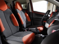 Toyota Aygo Hatchback (1 generation) 1.0 MMT foto, Toyota Aygo Hatchback (1 generation) 1.0 MMT fotos, Toyota Aygo Hatchback (1 generation) 1.0 MMT Bilder, Toyota Aygo Hatchback (1 generation) 1.0 MMT Bild