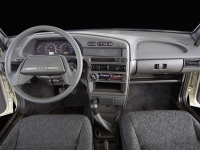 VAZ 2113 Hatchback 1.5 MT (79 hp) foto, VAZ 2113 Hatchback 1.5 MT (79 hp) fotos, VAZ 2113 Hatchback 1.5 MT (79 hp) Bilder, VAZ 2113 Hatchback 1.5 MT (79 hp) Bild