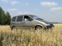 VAZ 2120 Nadezhda Minivan 4-door 1.8 MT (80hp) foto, VAZ 2120 Nadezhda Minivan 4-door 1.8 MT (80hp) fotos, VAZ 2120 Nadezhda Minivan 4-door 1.8 MT (80hp) Bilder, VAZ 2120 Nadezhda Minivan 4-door 1.8 MT (80hp) Bild