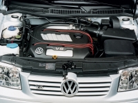 Volkswagen Bora Sedan (1 generation) 1.6 MT (100hp) foto, Volkswagen Bora Sedan (1 generation) 1.6 MT (100hp) fotos, Volkswagen Bora Sedan (1 generation) 1.6 MT (100hp) Bilder, Volkswagen Bora Sedan (1 generation) 1.6 MT (100hp) Bild