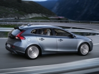 Volvo V40 Hatchback 5-door. (2 generation) 1.6 T3 MT Turbo (150hp) foto, Volvo V40 Hatchback 5-door. (2 generation) 1.6 T3 MT Turbo (150hp) fotos, Volvo V40 Hatchback 5-door. (2 generation) 1.6 T3 MT Turbo (150hp) Bilder, Volvo V40 Hatchback 5-door. (2 generation) 1.6 T3 MT Turbo (150hp) Bild