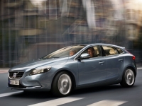 Volvo V40 Hatchback 5-door. (2 generation) 1.6 T3 MT Turbo (150hp) foto, Volvo V40 Hatchback 5-door. (2 generation) 1.6 T3 MT Turbo (150hp) fotos, Volvo V40 Hatchback 5-door. (2 generation) 1.6 T3 MT Turbo (150hp) Bilder, Volvo V40 Hatchback 5-door. (2 generation) 1.6 T3 MT Turbo (150hp) Bild