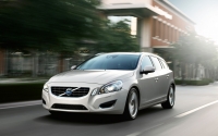 Volvo V60 Estate (1 generation) 2.4 D6 Plug-in-Hybrid Geartronic Turbo AWD (215 HP) Technische Daten, Volvo V60 Estate (1 generation) 2.4 D6 Plug-in-Hybrid Geartronic Turbo AWD (215 HP) Daten, Volvo V60 Estate (1 generation) 2.4 D6 Plug-in-Hybrid Geartronic Turbo AWD (215 HP) Funktionen, Volvo V60 Estate (1 generation) 2.4 D6 Plug-in-Hybrid Geartronic Turbo AWD (215 HP) Bewertung, Volvo V60 Estate (1 generation) 2.4 D6 Plug-in-Hybrid Geartronic Turbo AWD (215 HP) kaufen, Volvo V60 Estate (1 generation) 2.4 D6 Plug-in-Hybrid Geartronic Turbo AWD (215 HP) Preis, Volvo V60 Estate (1 generation) 2.4 D6 Plug-in-Hybrid Geartronic Turbo AWD (215 HP) Autos